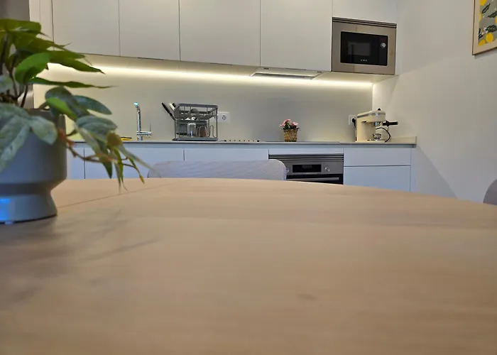 Piso De Lujo Con Gran Terraza *